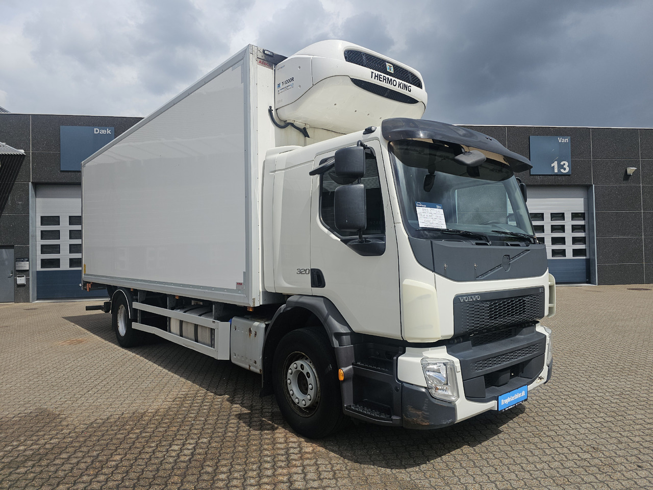 Volvo FE320 - Camión frigorífico: foto 2 Volvo FE320 - Camión frigorífico: foto 2