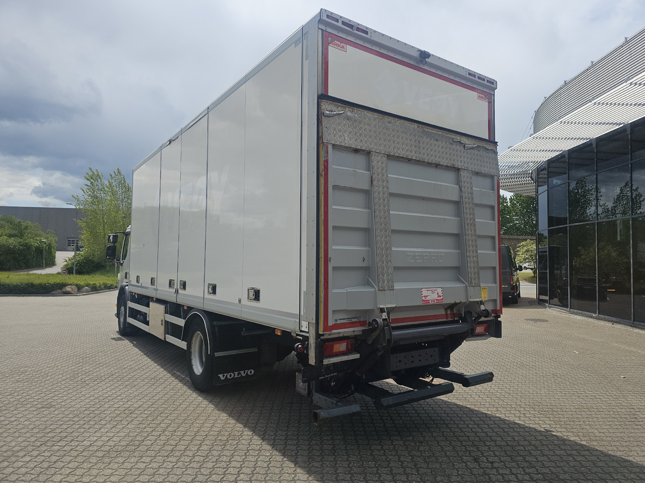 Volvo FE320 - Camión frigorífico: foto 4 Volvo FE320 - Camión frigorífico: foto 4