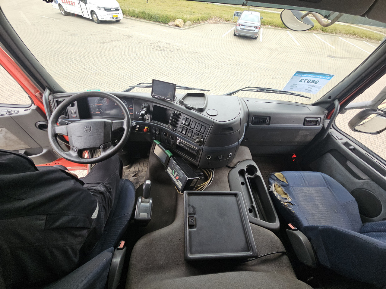 Camión de basura Volvo FM9 6x2: foto 11