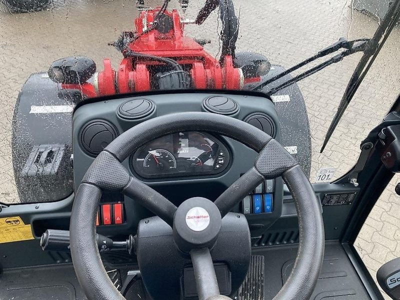 Schäffer 6680T - Cargadora de ruedas telescópica: foto 4 Schäffer 6680T - Cargadora de ruedas telescópica: foto 4