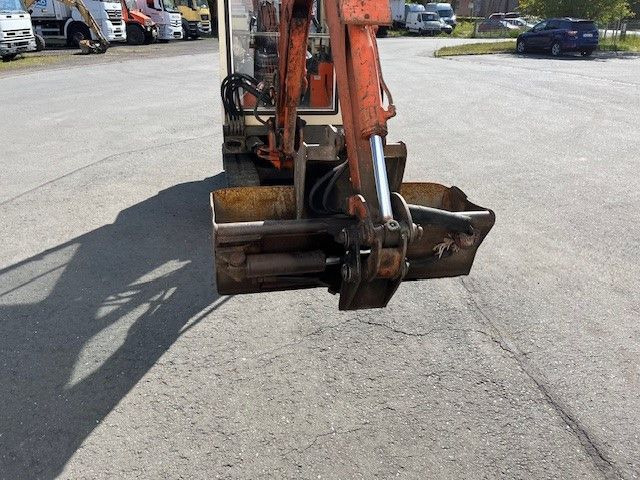 Miniexcavadora Takeuchi T B 15 A: foto 16