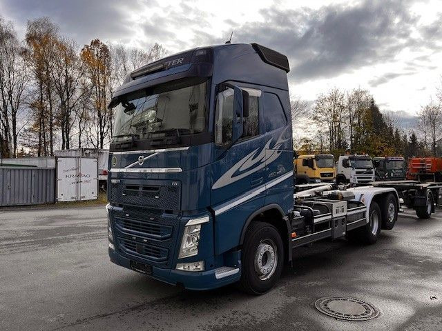 Volvo FH 460 Globetrotter Meiller Abrollkipper - Camión multibasculante: foto 2 Volvo FH 460 Globetrotter Meiller Abrollkipper - Camión multibasculante: foto 2