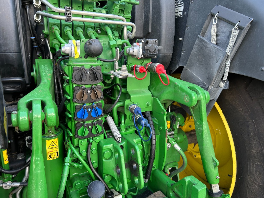 Tractor John Deere 6R 215: foto 6
