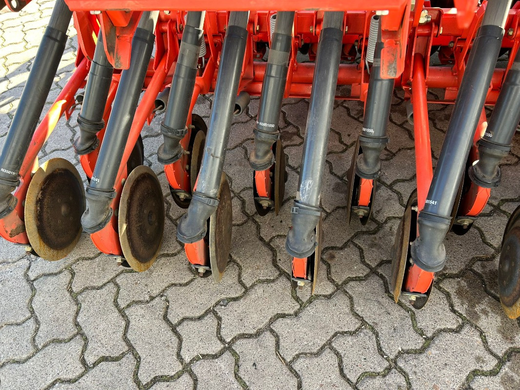 Kuhn Integra G II MIT 400 - Combinado de siembra: foto 2 Kuhn Integra G II MIT 400 - Combinado de siembra: foto 2