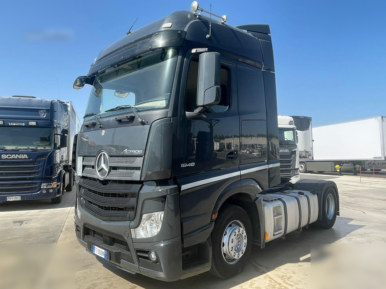 MERCEDES-BENZ ACTROS 1848 - Cabeza tractora: foto 2 MERCEDES-BENZ ACTROS 1848 - Cabeza tractora: foto 2