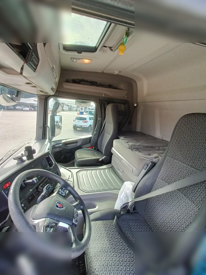 SCANIA P450 - Cabeza tractora: foto 5 SCANIA P450 - Cabeza tractora: foto 5