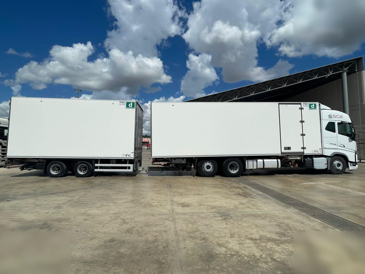 VOLVO FH500 - Camión frigorífico: foto 2 VOLVO FH500 - Camión frigorífico: foto 2