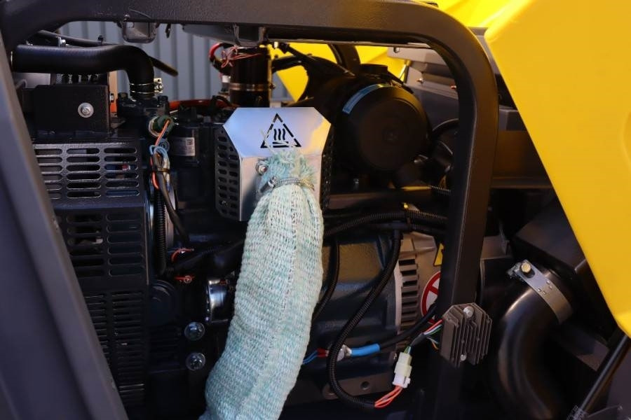 Torre de iluminación Atlas Copco Hilight H6+ NEW, Valid inspection, *Guarantee! Max: foto 9