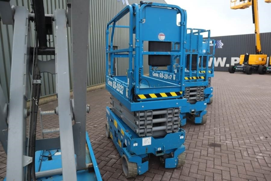 Genie GS1932 E-Drive Several In Stock, 8m Working Height  - Plataforma de tijeras: foto 3 Genie GS1932 E-Drive Several In Stock, 8m Working Height  - Plataforma de tijeras: foto 3