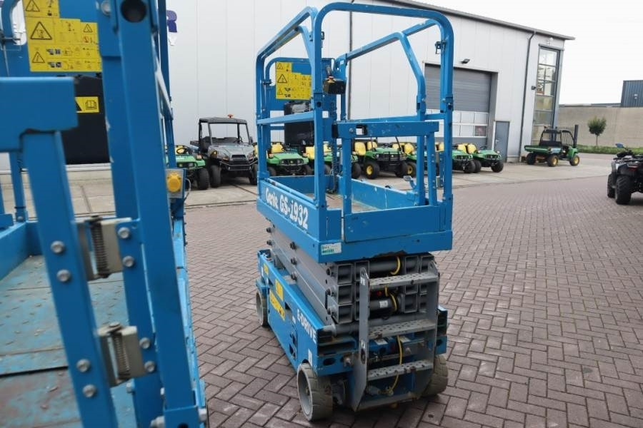 Genie GS1932 E-Drive Several In Stock, 8m Working Height  - Plataforma de tijeras: foto 4 Genie GS1932 E-Drive Several In Stock, 8m Working Height  - Plataforma de tijeras: foto 4