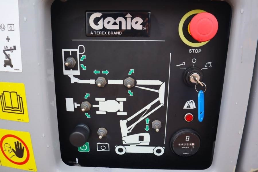 Genie Z-33/18 Electric, 12m Working Height, 5.6m Reach, - Plataforma articulada: foto 4 Genie Z-33/18 Electric, 12m Working Height, 5.6m Reach, - Plataforma articulada: foto 4