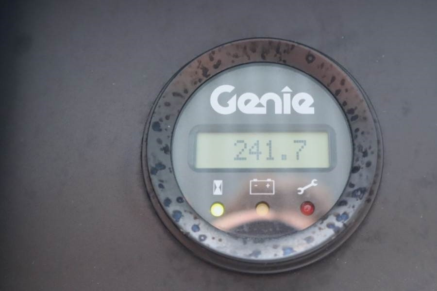 Genie Z60/37FE Valid Inspection, *Guarantee! Hybrid, 4x4 - Plataforma articulada: foto 5 Genie Z60/37FE Valid Inspection, *Guarantee! Hybrid, 4x4 - Plataforma articulada: foto 5
