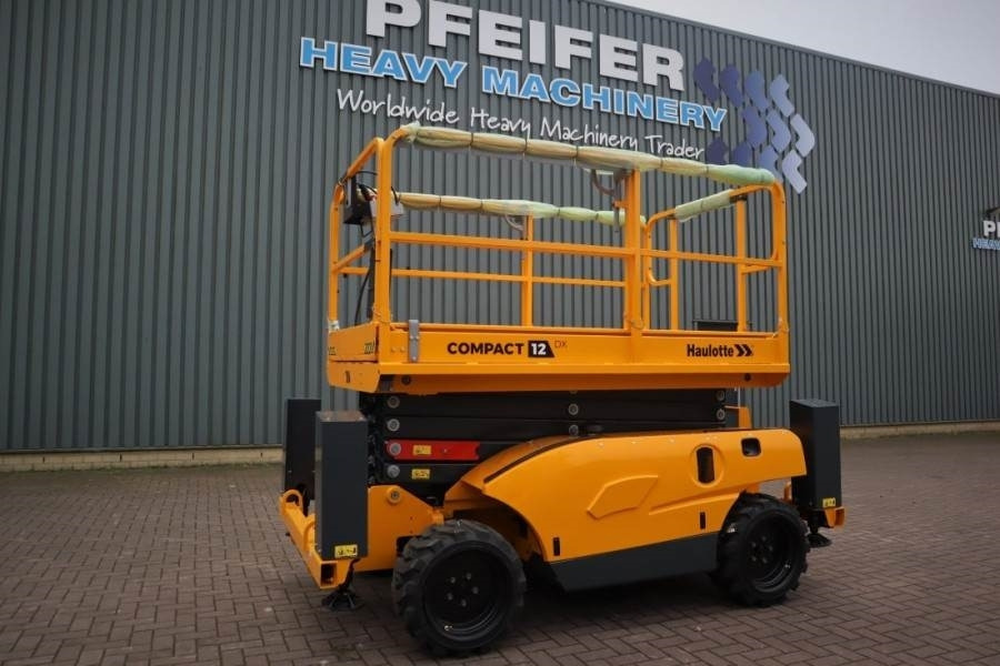 Haulotte Compact 12DX Valid Inspection, *Guarantee! Diesel,  - Plataforma de tijeras: foto 1 Haulotte Compact 12DX Valid Inspection, *Guarantee! Diesel,  - Plataforma de tijeras: foto 1