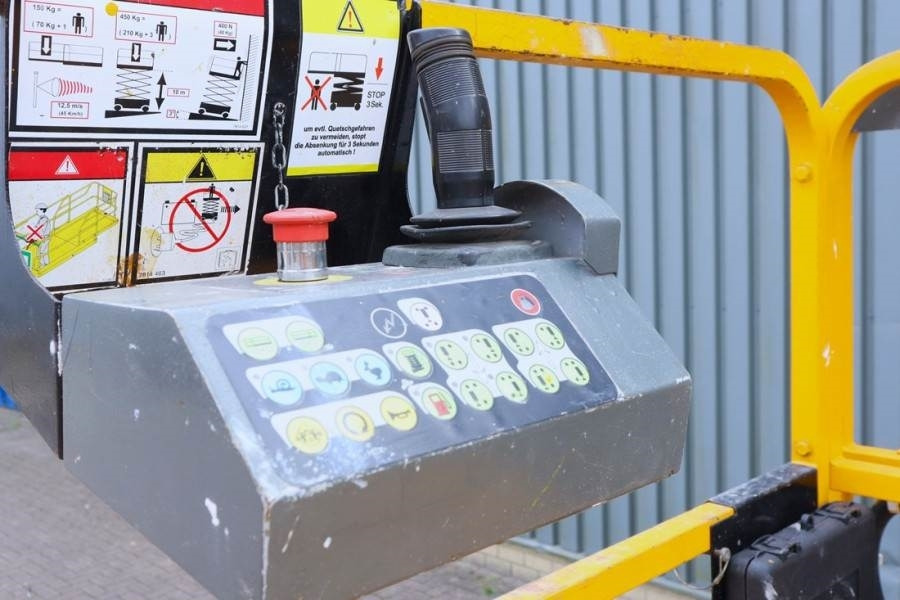 Haulotte Compact 12RTE Electric, 12m Working Height, 450kg - Plataforma de tijeras: foto 4 Haulotte Compact 12RTE Electric, 12m Working Height, 450kg - Plataforma de tijeras: foto 4