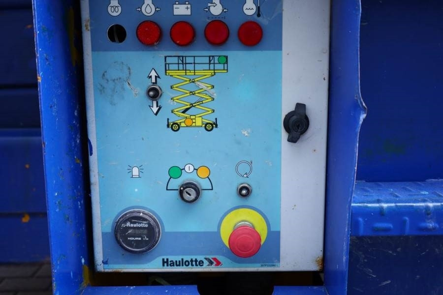 Haulotte H15SX Diesel, 4x4 Drive 15 Working Height, 500kg C - Plataforma de tijeras: foto 4 Haulotte H15SX Diesel, 4x4 Drive 15 Working Height, 500kg C - Plataforma de tijeras: foto 4