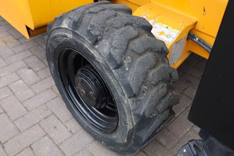 Plataforma de tijeras Haulotte H15SXL Diesel, 4x4 Drive, 15m Working Height, 500k: foto 11 Plataforma de tijeras Haulotte H15SXL Diesel, 4x4 Drive, 15m Working Height, 500k: foto 11