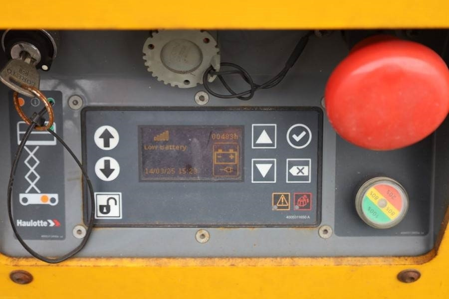 Haulotte Optimum 8AC Electric, 7.77m Working Height, 230kg - Plataforma de tijeras: foto 4 Haulotte Optimum 8AC Electric, 7.77m Working Height, 230kg - Plataforma de tijeras: foto 4