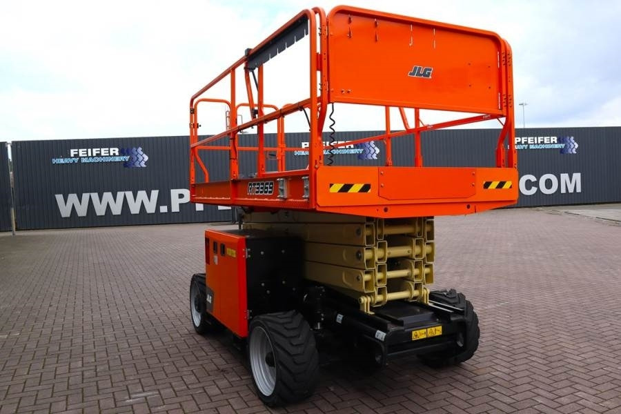 Plataforma de tijeras JLG RT3369 Unused, Diesel, 12m Working Height, 454kg C: foto 11