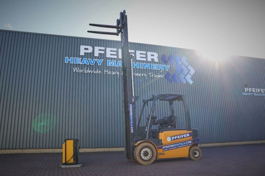 Jungheinrich EFG535 Electric, Lifting Height 4700mm, Freelift 1 - Carretilla elevadora diésel: foto 3 Jungheinrich EFG535 Electric, Lifting Height 4700mm, Freelift 1 - Carretilla elevadora diésel: foto 3