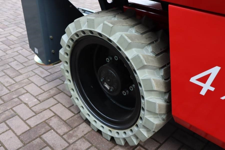 Plataforma de tijeras Magni DS1523RT New And Available Directly From Stock, Di: foto 11 Plataforma de tijeras Magni DS1523RT New And Available Directly From Stock, Di: foto 11