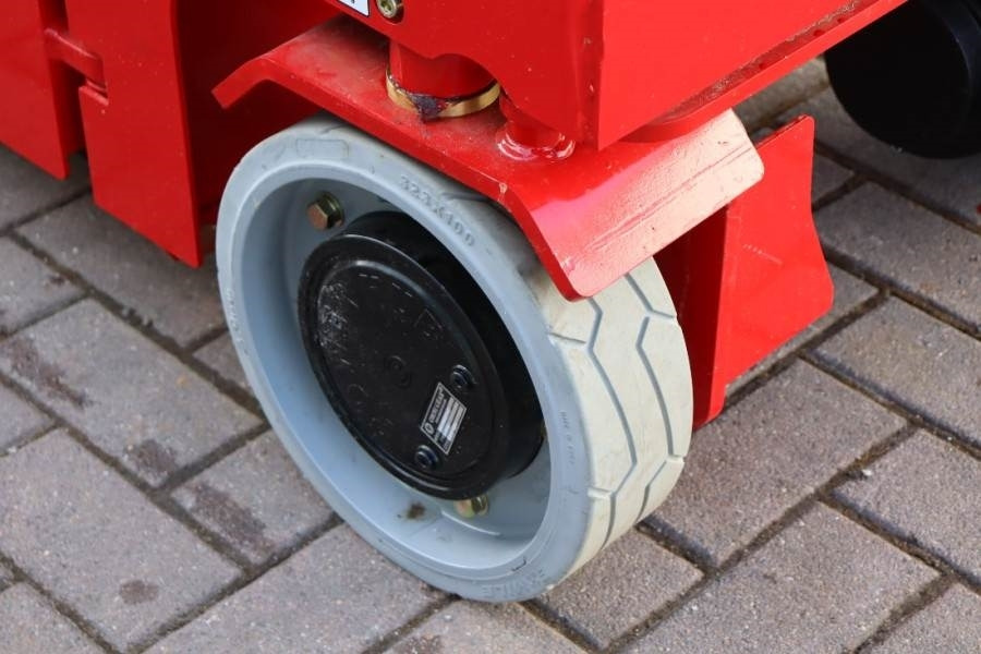 Magni ES0807EP New And Available Directly From Stock, El - Plataforma de tijeras: foto 3 Magni ES0807EP New And Available Directly From Stock, El - Plataforma de tijeras: foto 3