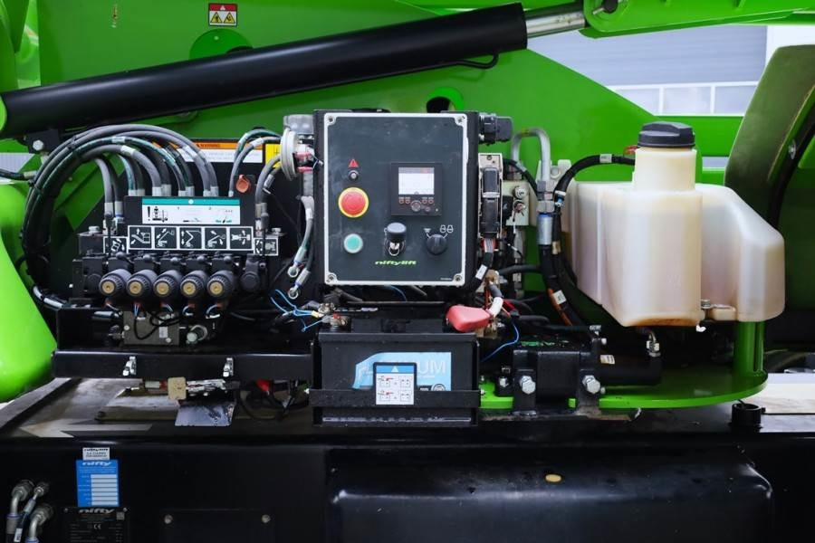 Niftylift HR21D 4x4 MK2 Diesel, 4x4 Drive, 21m Working Heigh - Plataforma articulada: foto 5 Niftylift HR21D 4x4 MK2 Diesel, 4x4 Drive, 21m Working Heigh - Plataforma articulada: foto 5