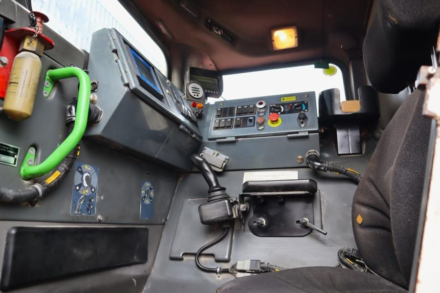 Sandvik LH410 Diesel, 4x4 Drive, 10t Capacity, Tilting Buc - Cargadora de ruedas: foto 4 Sandvik LH410 Diesel, 4x4 Drive, 10t Capacity, Tilting Buc - Cargadora de ruedas: foto 4