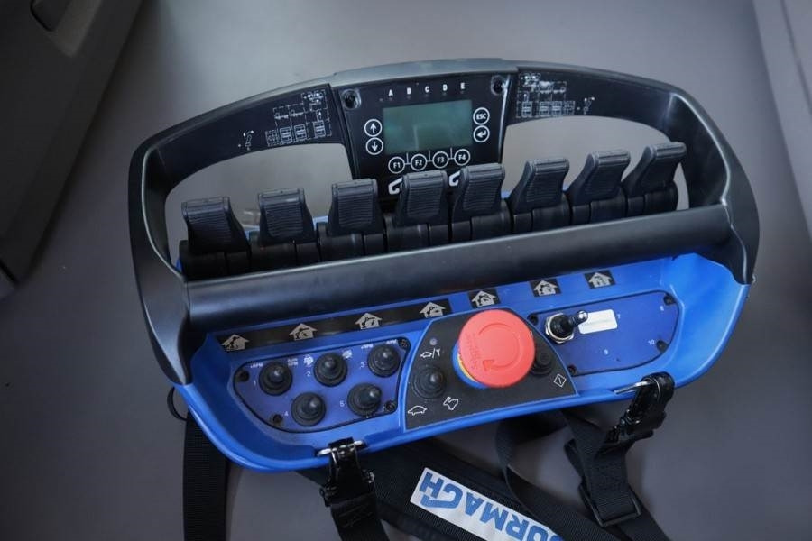 Scania R540 B8X2 With Cormach 110tm Crane Scania 110000-E - Grúa todo terreno: foto 5 Scania R540 B8X2 With Cormach 110tm Crane Scania 110000-E - Grúa todo terreno: foto 5