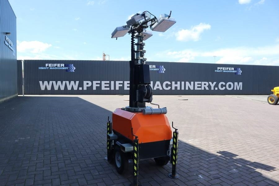 Trime X-chain LED: 4 x 150W, Vertical Tower 7m, 34 - Torre de iluminación: foto 2 Trime X-chain LED: 4 x 150W, Vertical Tower 7m, 34 - Torre de iluminación: foto 2