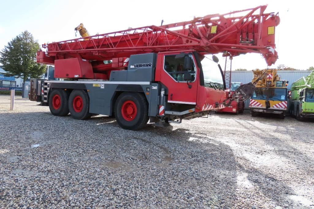 Liebherr LTM 1055-3.2 - Grúa todo terreno: foto 2 Liebherr LTM 1055-3.2 - Grúa todo terreno: foto 2