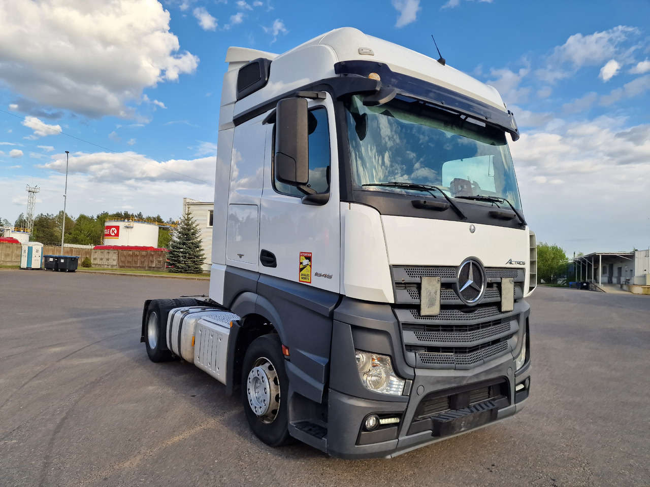 MERCEDES-BENZ Actros 1845 Retarder - Cabeza tractora: foto 1 MERCEDES-BENZ Actros 1845 Retarder - Cabeza tractora: foto 1