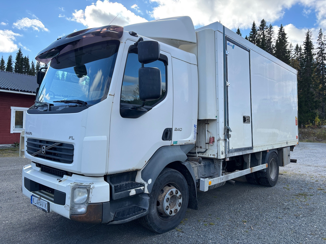 Volvo FL 240 - Camión: foto 1 Volvo FL 240 - Camión: foto 1