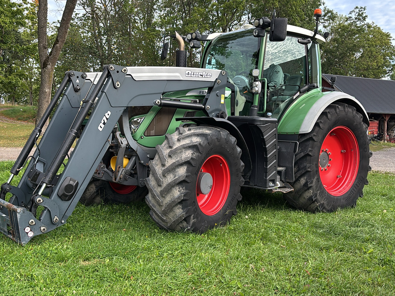 Fendt 724 Vario - Tractor: foto 1 Fendt 724 Vario - Tractor: foto 1