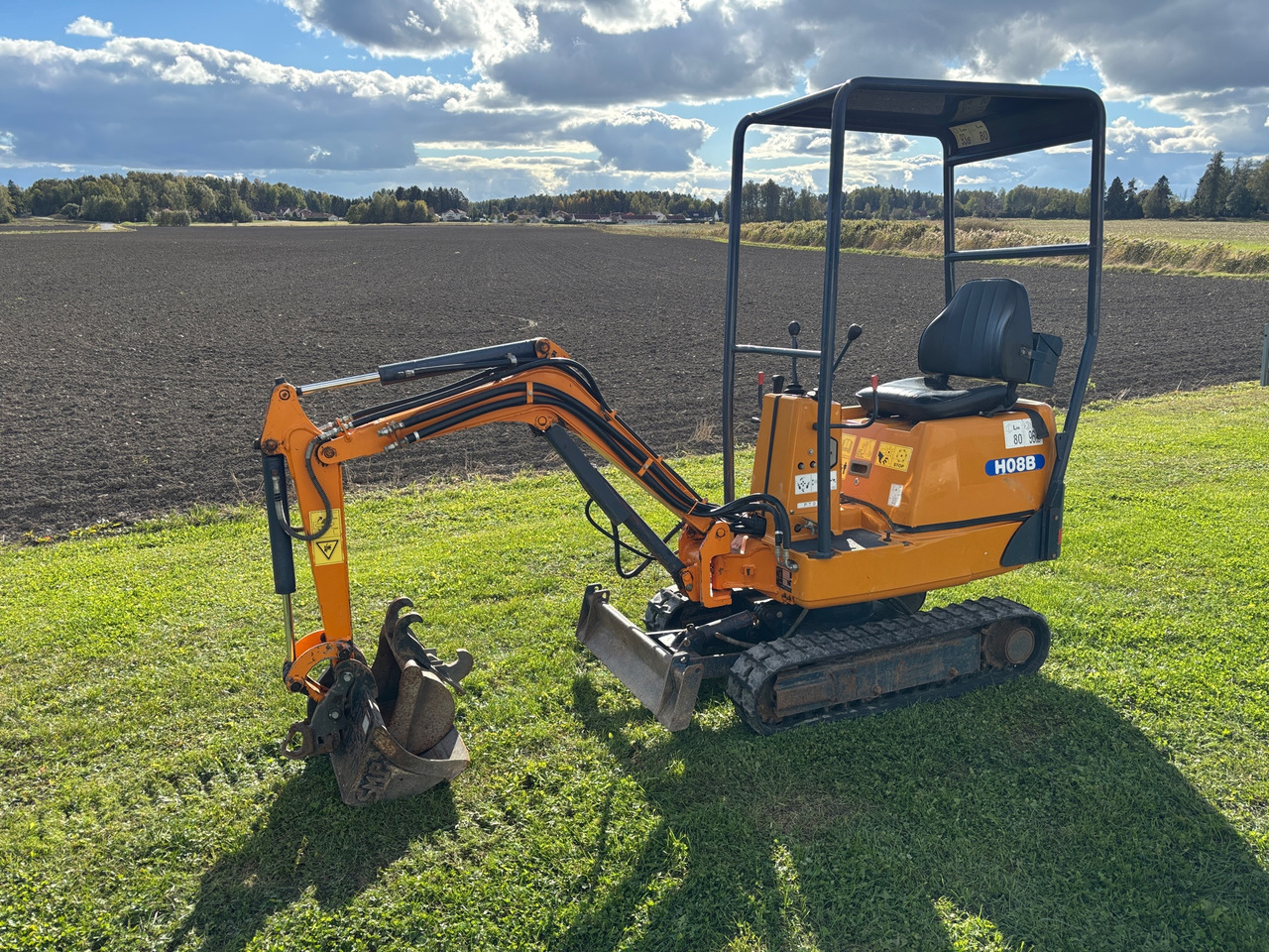 Hanix H08B - Excavadora: foto 1 Hanix H08B - Excavadora: foto 1