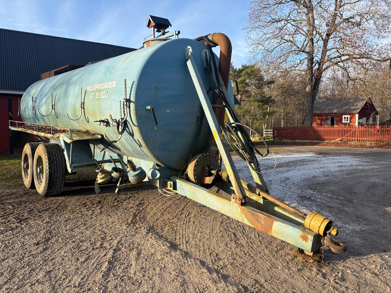 Hillspridaren HT-15000 - Cuba de purín: foto 1 Hillspridaren HT-15000 - Cuba de purín: foto 1