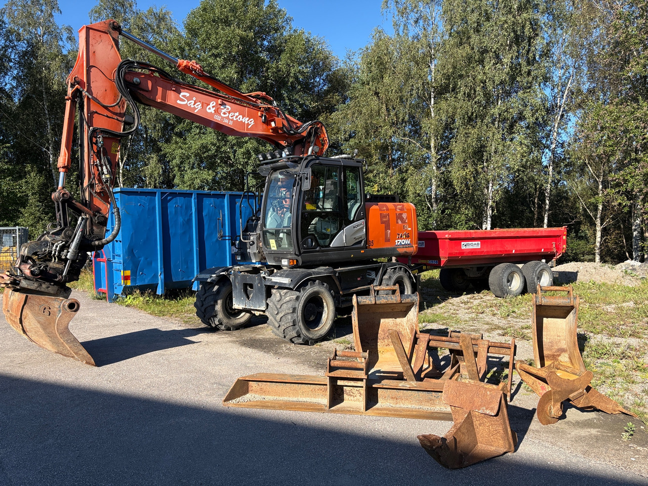 Hitachi ZX170W-6 - Excavadora: foto 1 Hitachi ZX170W-6 - Excavadora: foto 1