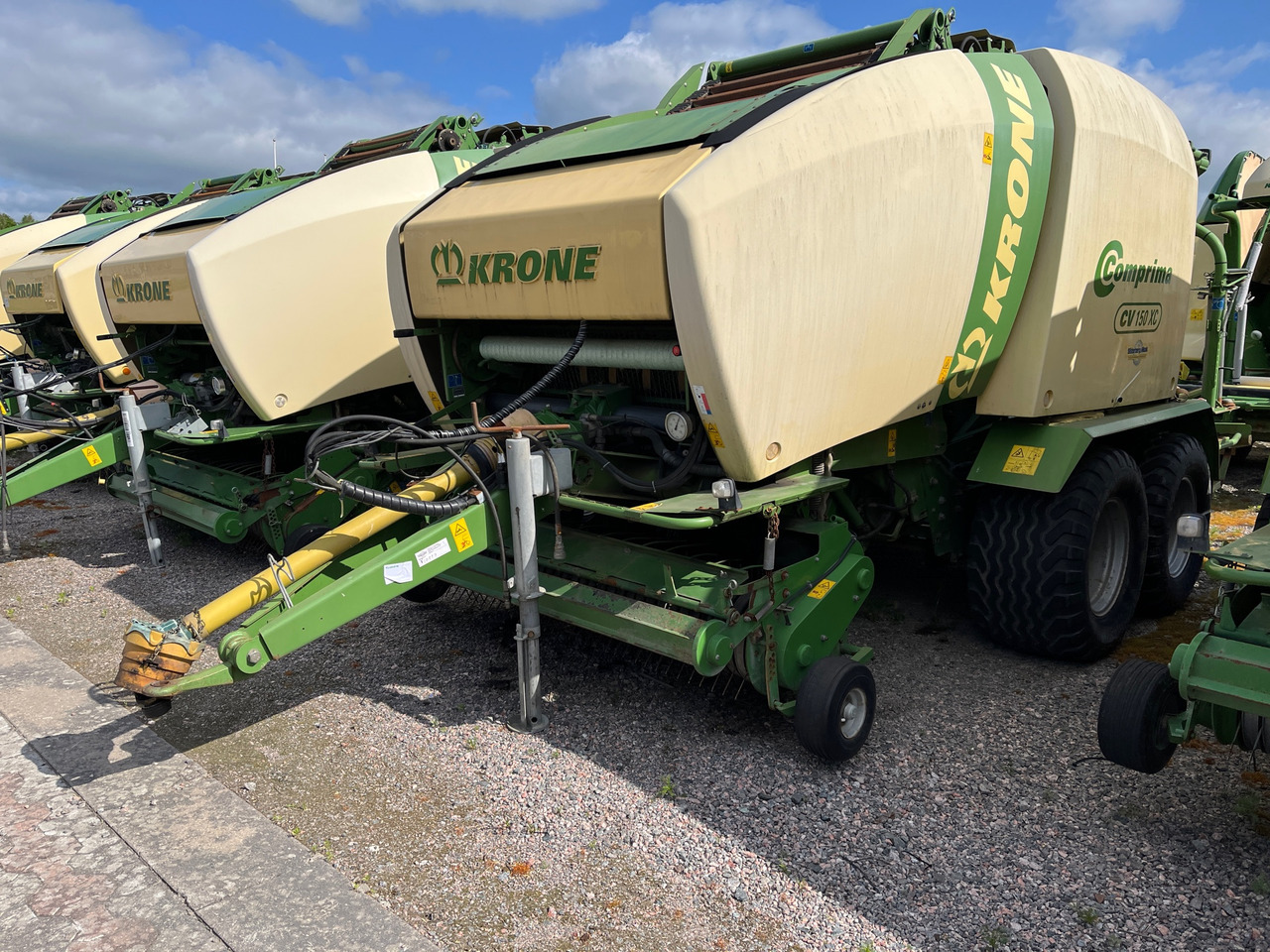 Krone Comprima CV 150 - Rotoempacadora: foto 1 Krone Comprima CV 150 - Rotoempacadora: foto 1