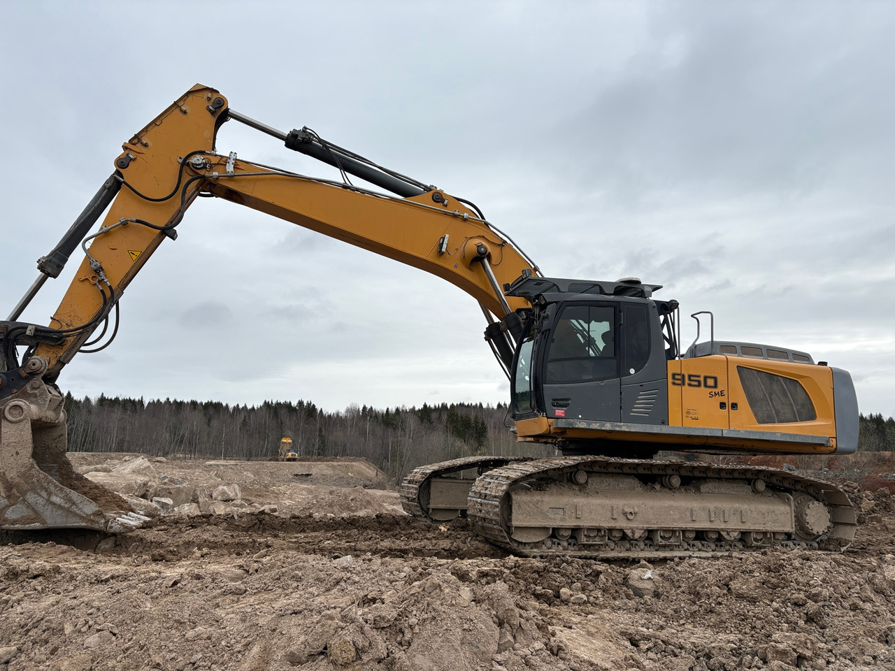 Liebherr R946 LCV - Excavadora: foto 1 Liebherr R946 LCV - Excavadora: foto 1