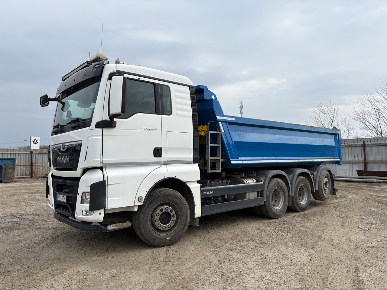 MAN TGX 35.500 - Camión volquete: foto 1 MAN TGX 35.500 - Camión volquete: foto 1
