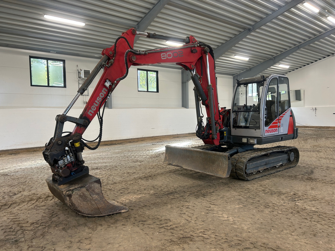 Neuson 8002 - Excavadora: foto 1 Neuson 8002 - Excavadora: foto 1