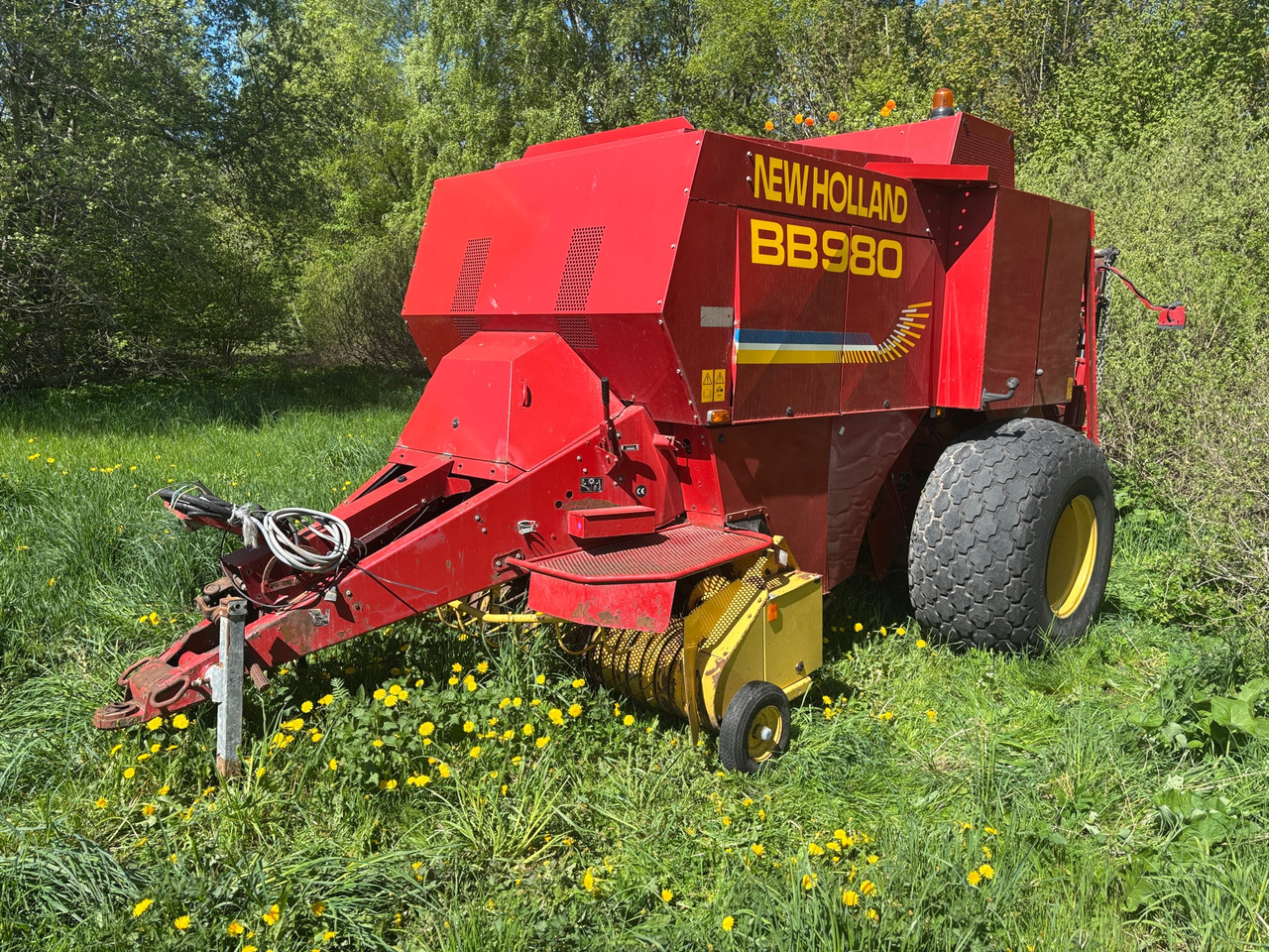 New Holland BB980 - Rotoempacadora: foto 1 New Holland BB980 - Rotoempacadora: foto 1