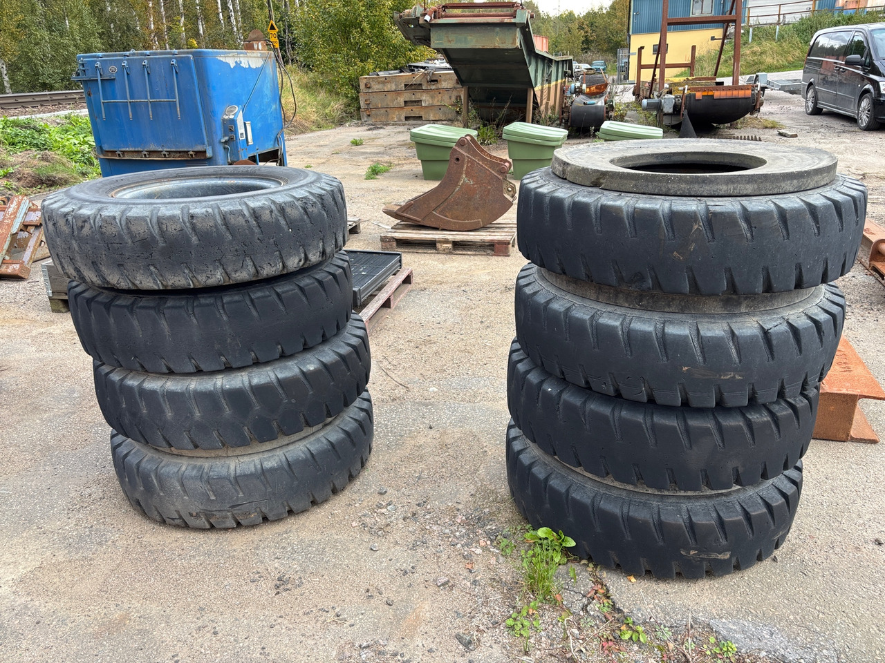 Nokian Armor Gard 10.00-20 - Neumático para Maquinaria de construcción: foto 1 Nokian Armor Gard 10.00-20 - Neumático para Maquinaria de construcción: foto 1