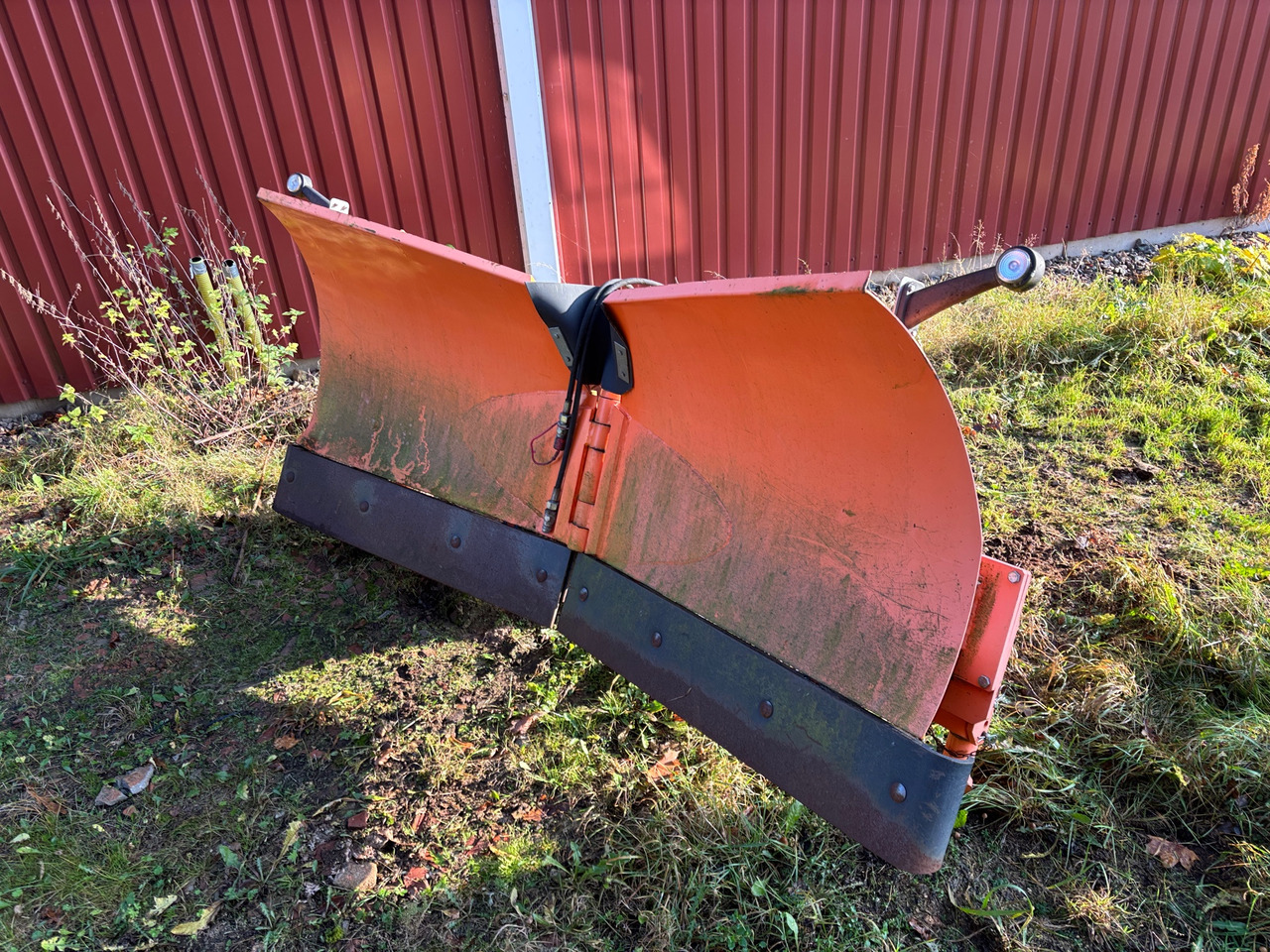 Pronar PU-1700 - Cuchilla quitanieves: foto 1 Pronar PU-1700 - Cuchilla quitanieves: foto 1