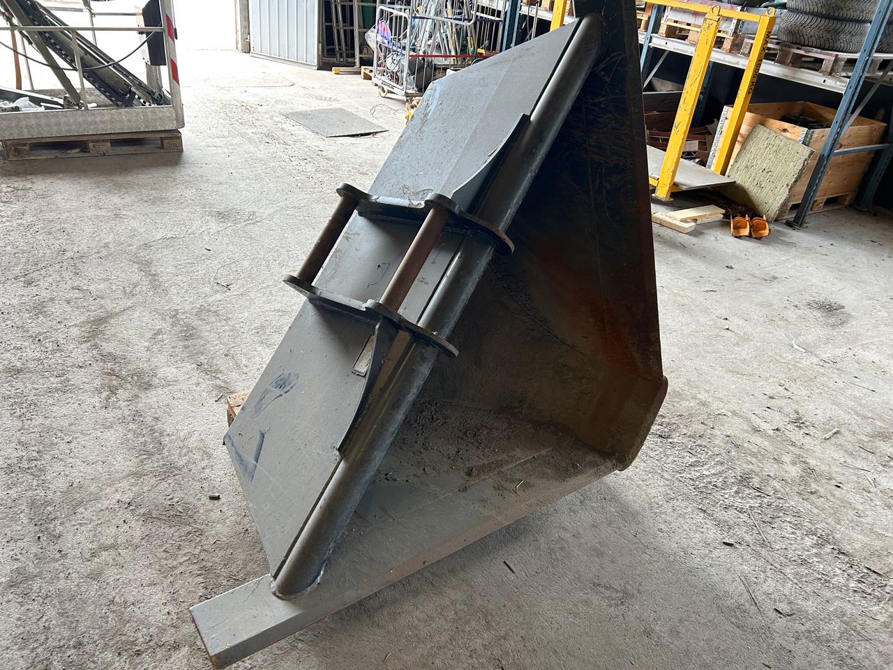 SE Equipment 112783 - Cazo para Maquinaria de construcción: foto 1 SE Equipment 112783 - Cazo para Maquinaria de construcción: foto 1