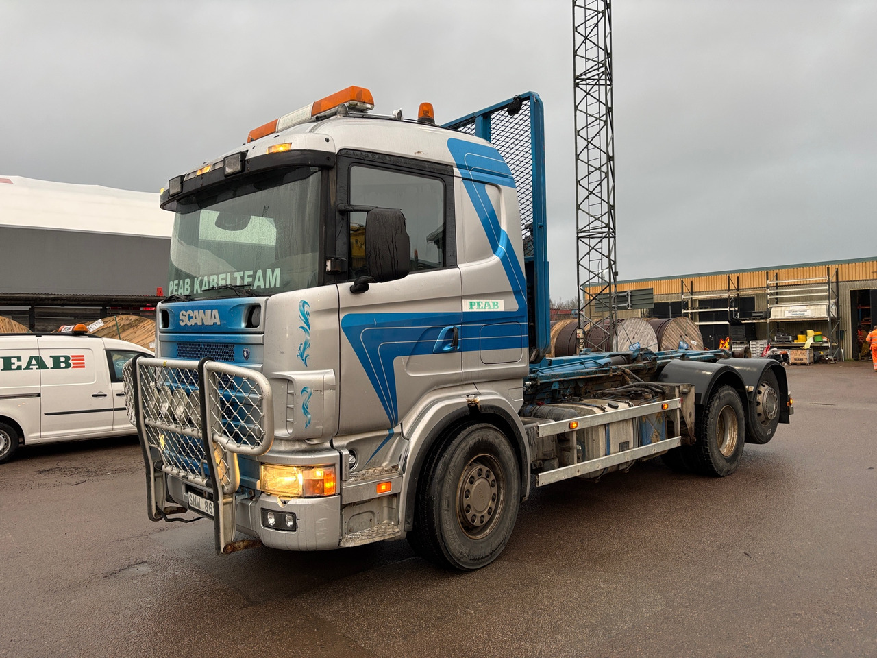 Scania R124 - Camión multibasculante: foto 1 Scania R124 - Camión multibasculante: foto 1