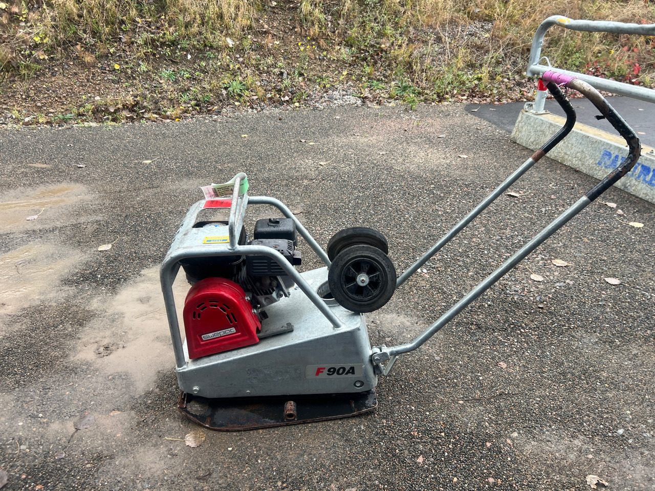 Swepac F 90 A - Plancha reversible: foto 1 Swepac F 90 A - Plancha reversible: foto 1