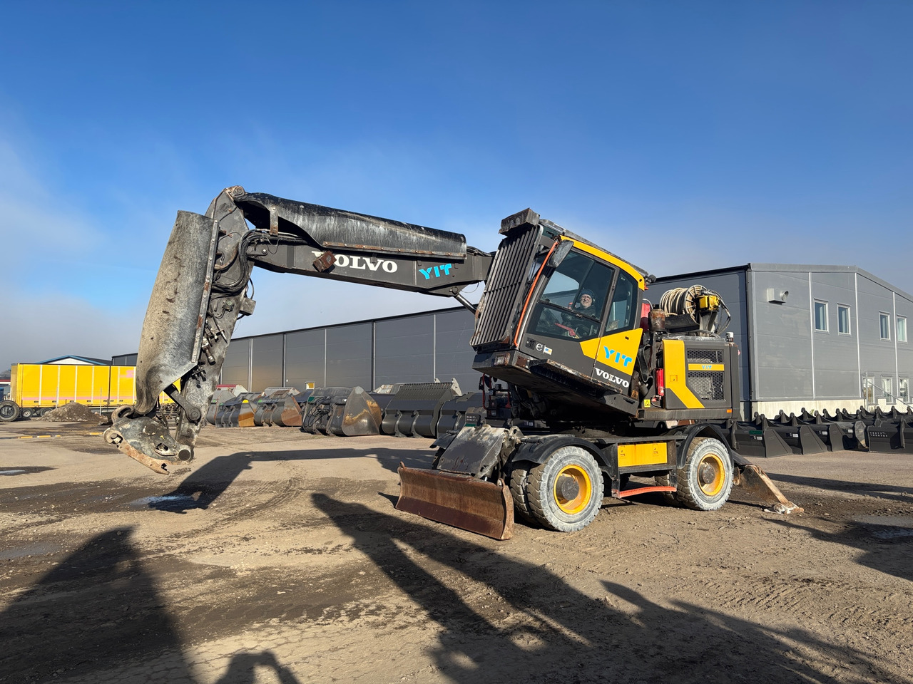 Volvo EW160E - Excavadora: foto 1 Volvo EW160E - Excavadora: foto 1