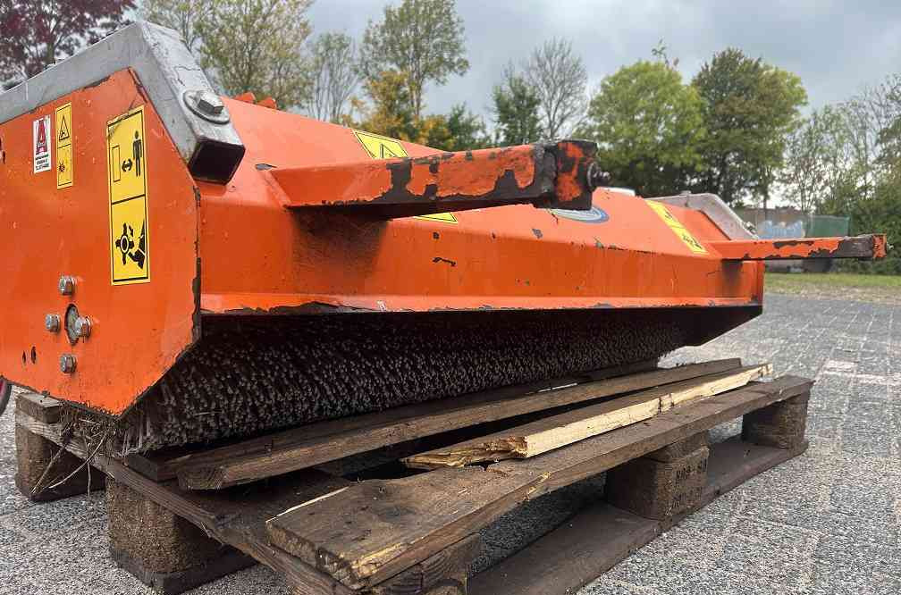 Bellon bellon mario veegmachine front 120 cm - Barredora cucharón: foto 3 Bellon bellon mario veegmachine front 120 cm - Barredora cucharón: foto 3