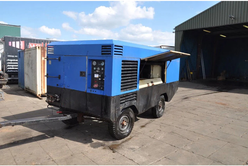 Ingersoll Rand Compressor 9270 of 9/270 Cummins ISL - Perforadora: foto 1 Ingersoll Rand Compressor 9270 of 9/270 Cummins ISL - Perforadora: foto 1