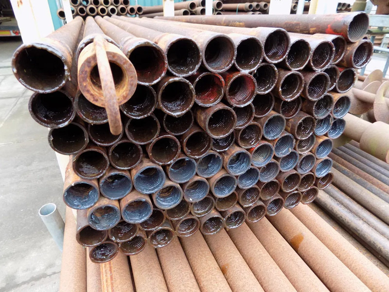 Onbekend drilling pipe - boorpijpen - Perforadora: foto 1 Onbekend drilling pipe - boorpijpen - Perforadora: foto 1